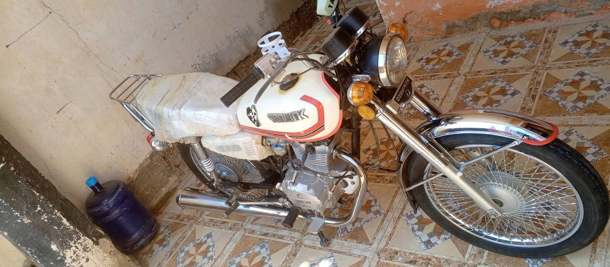 دراجة البيع اي نقص مابيهة وراق موجودات   سعر 550 بيهه مجال هادة رقمي ***********مكان دراجة  بهرز.2022
