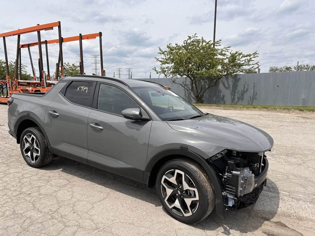 2024 HYUNDAI SANTA CRUZ
ماشيه 523 ميل 
حادثها دعاميه - جاملغ - باب (خارجي) موضح بالصور
لا مكينه ولا ضرر قوي 
مكينه 2.5L T HTRAC 
واصله بغداد مكمركه ومصلحه وكامله بالكامل 

$27,500

وبيها مجال  والشراي يدلل 

اي استفسار ***********

نص مكتوب في الصور:
- 5979