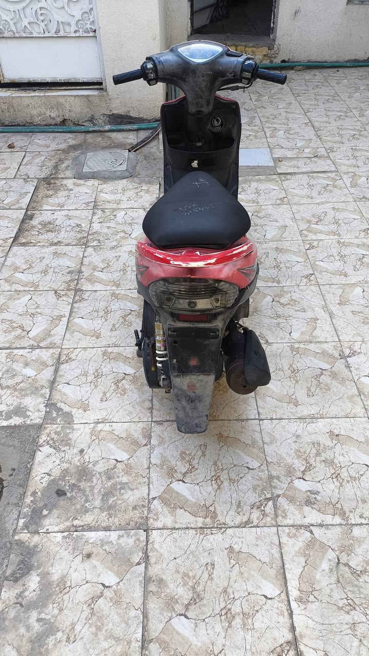 السلام عليكم ماكس عدله للبيع الدراجه برغي مامفتوح بيها بس عوزها ملاحظات بسيطه الدراجه كلها بلاد ختم واحد السعر خاص وهذا رقمي بي بس،واتساب ***********
وهذا رقمي الثاني ***********
