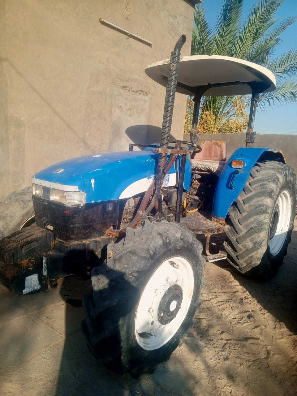 نيوهولندللبيع حجم 80رقم وسنويه مداورثاني يوم بااسم المشتري الشراي يتصل وباالخدمه ***********
