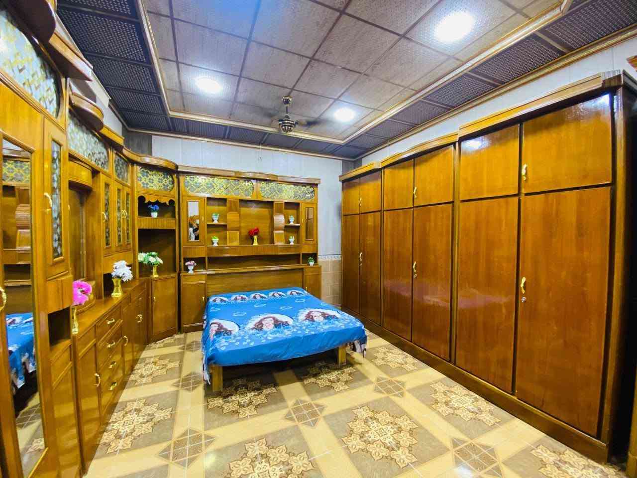 غرفة نوم احطاطة درجة أولى صاج داخل خارج الغرفة نظيفة بمعنى الكلام السعر 975 وبيها مجال العنوان قضاء الرمانة البوعبيد قرب أسواق احمد العذيه للاتصال ***********
