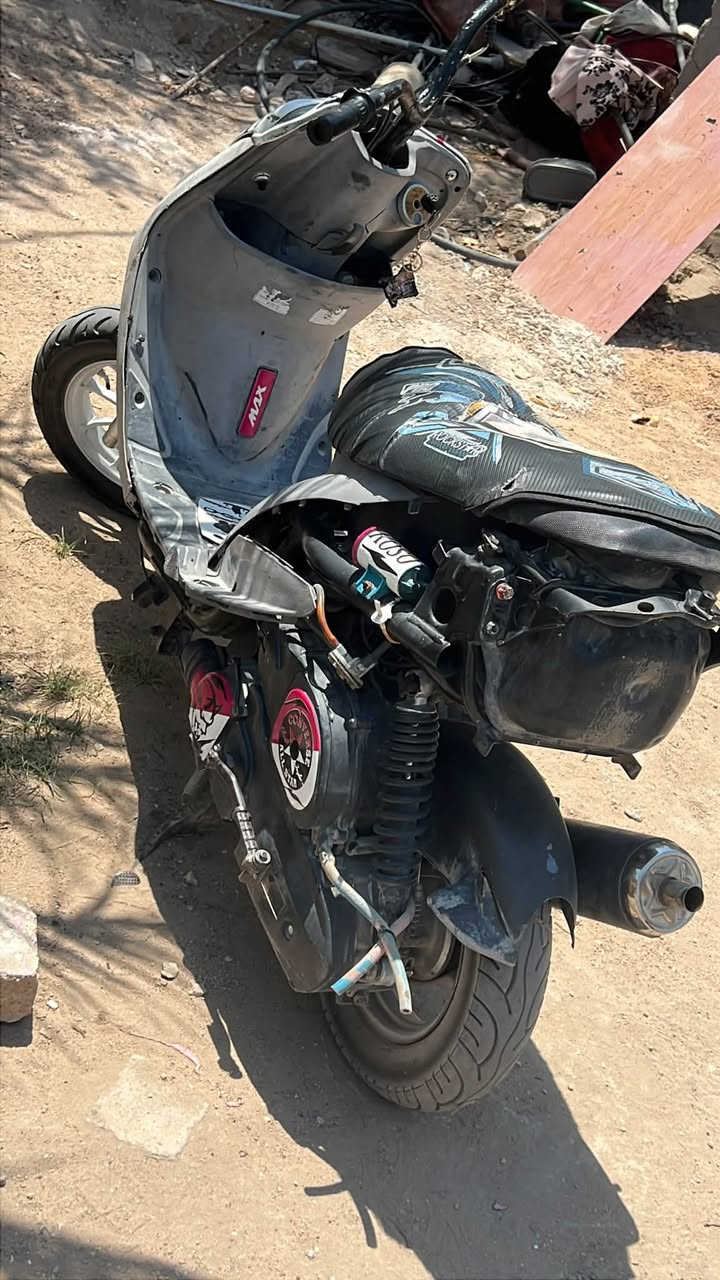 للبيع ب350بوشه55بيها غراض تفصيخ كله جديد الي يريدها بي خير ويدلل***********
