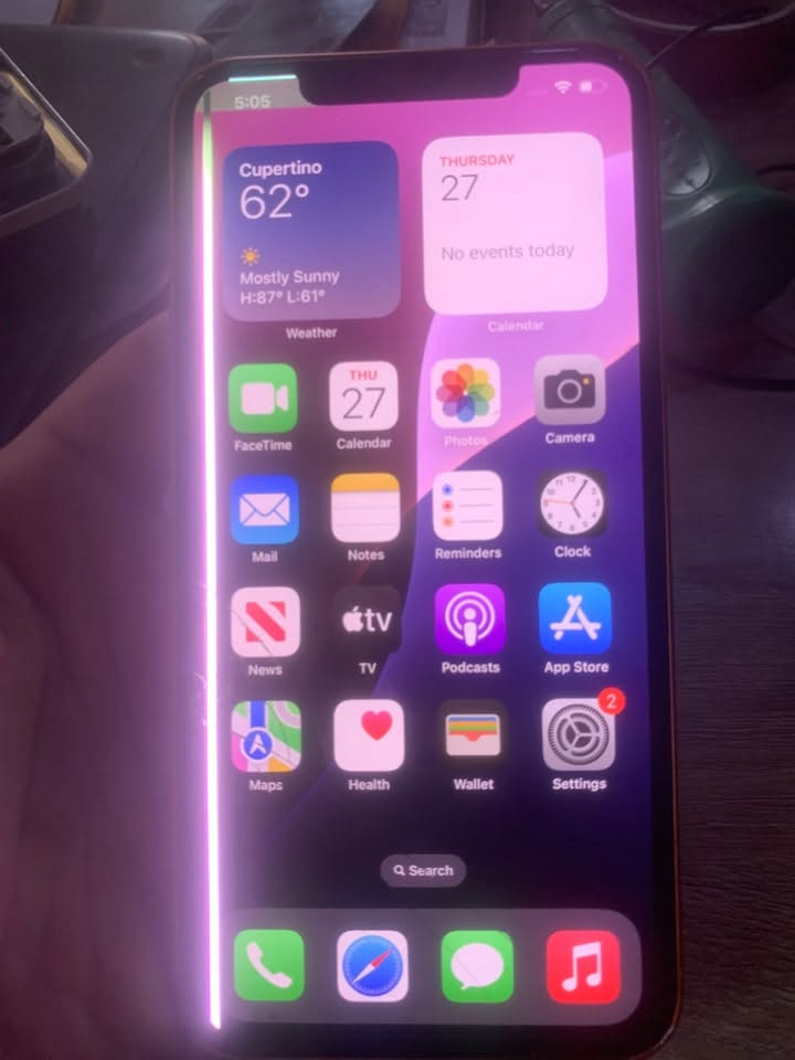 سلام عليكم
آيفون xs max محور ١٧ برو ماكس 

ذاكرة مالته 256📱

بطاريه 100🔋

مثل ماموضح شاشه بيه خط 

مفتوح تخطي يعني السيم كارت مشتغل وكله شغال مايك سماعات وافاي كله فولل

للتواصل يراسلني واتساب ***********
