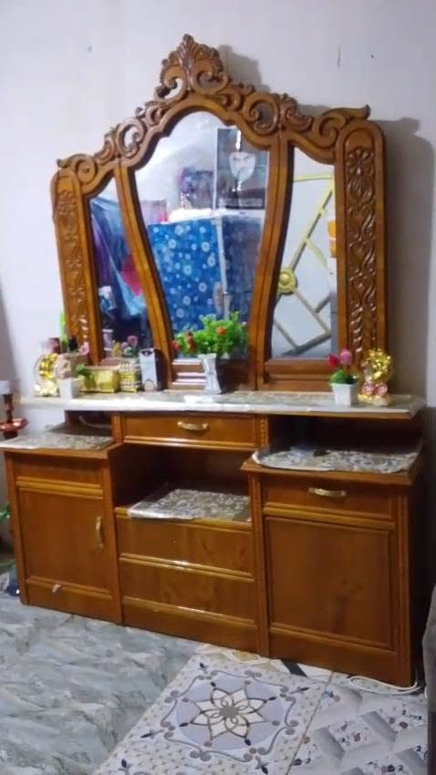 غرفه اخشاب عراقي عنوان بصره زبير للبيع  ***********
