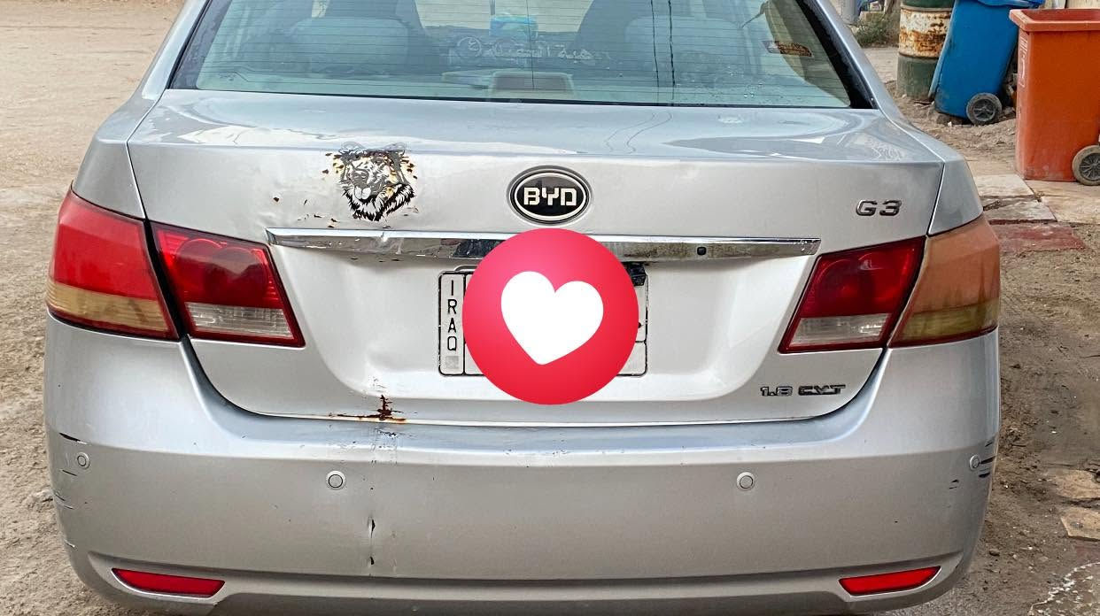 السلام عليكم ورحمة الله... Byd جي ثري ٢٠١٣ رقم بغداد  لون سلفر بصمة تشغيل عن بعد فتحة بالقمارة مكفولة من الصبغ كير اوتوماتيك شاشة  كامرة حساسات سيارة جاهزة فقط فيها جراد وخياس قليل  في داير الجاملغ    السعر ٤٨ ورقة وبيها مجال قليل.. والسيارة باسمي.. للاستفسار ***********
