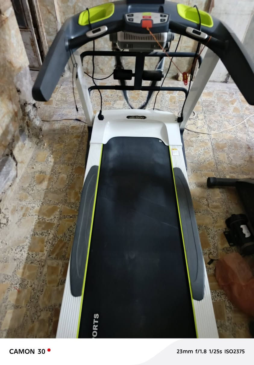 التفاصيل بالفيديو مكان بغداد مدينه الصدر نهايه الفلاح ***********
