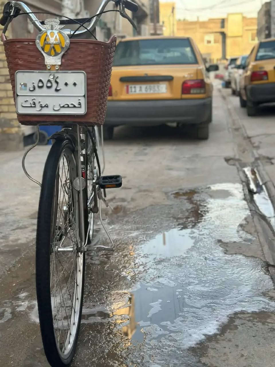 سلام عليكم باسكل بناتي حجم 27جاملغ خلفي مكسور عكرب عطلان و مبنجر تايرات ثنين زوج بس بدون اغراض مكاني بغداد رقم ***********متوجد فيس واساب سعر 40قفل
