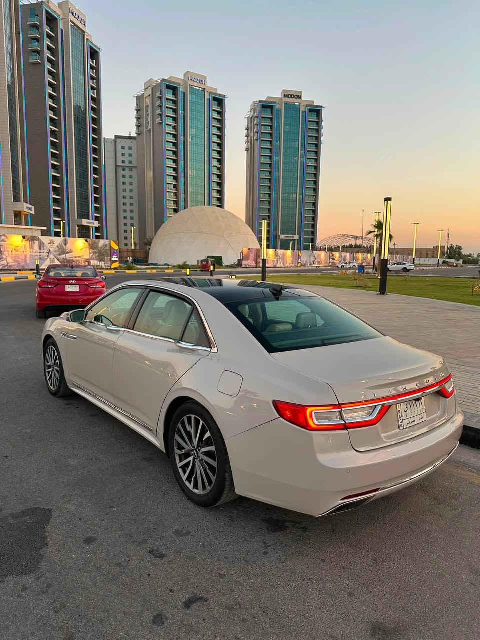 السلام عليكم
للبيع لنكولن كونتيننتال 2019

 LINCOLN CONTINENTAL 2019 

المواصفات كلش هوايه مينعدن 

محرك 3700 تنفس طبيعي 

ماشيه 58 الف ميل 

السياره كلش نظيفة بحالة الوكاله 

الحادث بابين جهة السايق والصور موجوده 

السعر 195 ورقة 

***********
