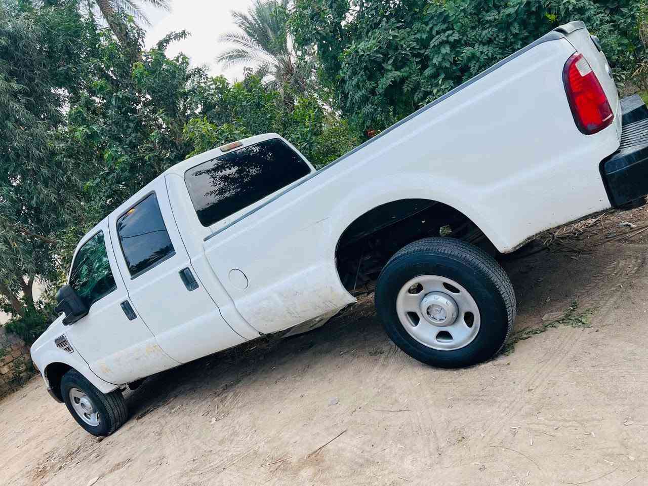 فورد F350 • ٢٠١٠ • مزاد داخليه
