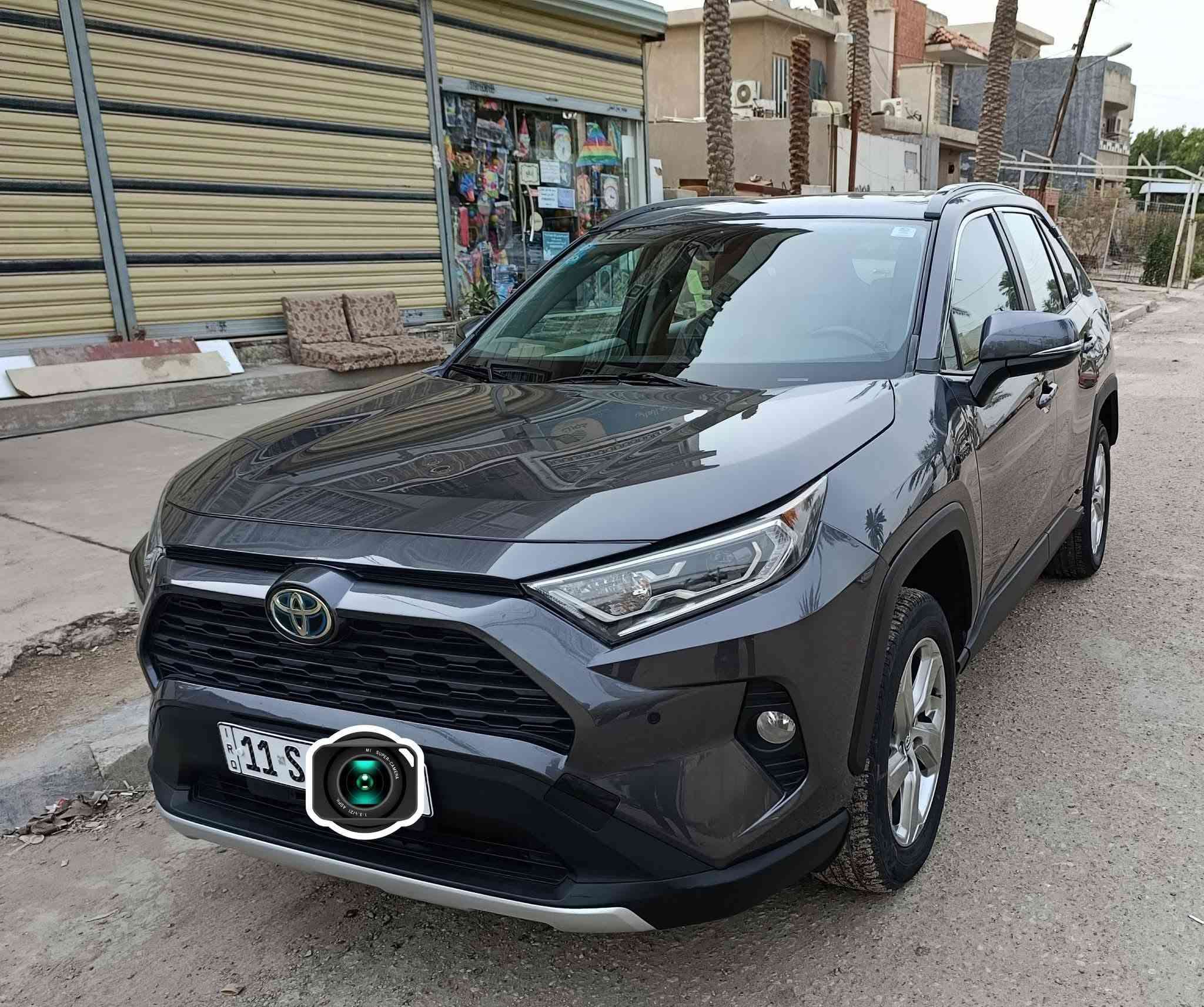 السلام عليكم
راف فور 21 هايبرد XLE امريكي
فول مواصفات 
ماشية ٦٠ ميل حقيقي
ضرر جدا بسيط فقط بنيد بارد
للاستفسار اكثر الاتصال 
***********
