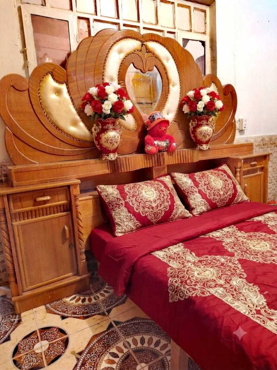 غرفة اخشاب صاج عراقي ام السته طابقين غرفه روعه كلها دنك جراخه لوي غرفه ضخمه موديل حديث حته الملحقات كلها دنك جراخه لوي..زاويه كنتوريه ملحق بارتفاع الكنتور أيضا دنك جراخه لوي.. مستخدم نضيف جدا موديل روعه.. دوشمه وترتيب ضهر جرجوبه براغي ملحقات كامله جربايه بلوكه ست رجلين.. للبيع العنوان الديوانيه اتصال ***********

