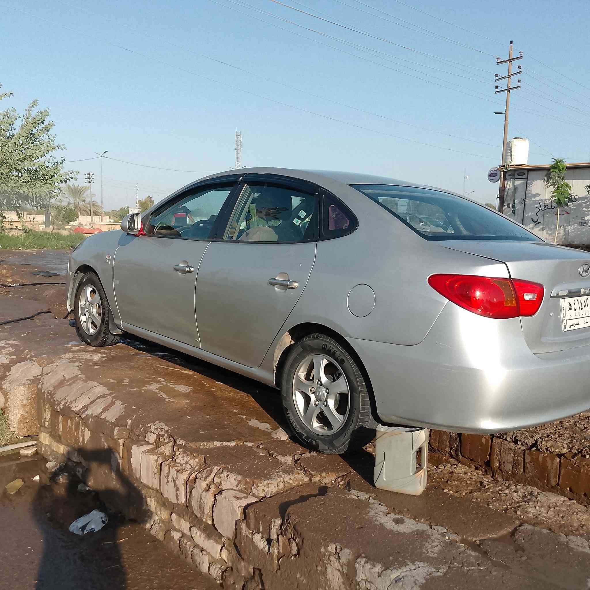 سياره النترا للبيع موديل 2007 خليجيه صبغ عام بيه  طخطخات.   محرك بي ضعف  كير حاويه تخم  تاير جديد كهربائيات شغاله غرامات عليه 600  السعر 72بيه مجال حك الجيه///// ***********/////***********///// محرك    1600  دكشن عالي ///الموشراي الاينتصل  رحمه لبيه.  العنوان بابل محاويل
