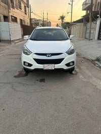 توسان خليجي • مكينة ٢٠٠٠ • بدون دواخل