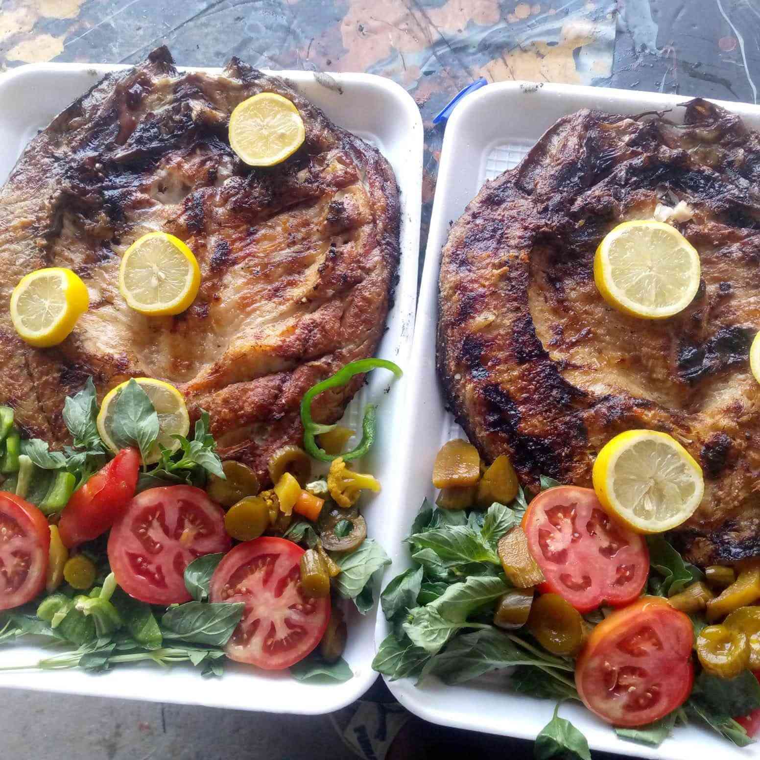 خلوا غداكم  اليوم يم [اسماك ومشويات بسمايه]! 🐟✨عوفوا الطبخ والتعب، وجربوا المسكوف البغدادي الأصلي المكسب على الحطب ، نظافة توب وطعم يبيض الوجه.
💰 الأسعار شاملة الشوي على الحطب:
1 كيلو 👈 بـ 8 آلاف
1.5 كيلو (+ توصيل) 👈 بـ 13 ألف
2 كيلو (+ توصيل) 👈 بـ 17 ألف
2.5 كيلو 👈 بـ 21 ألف
3 كيلو 👈 بـ 25 ألف🚀 
التوصيل لباب الشقة وبأي طابق وبأي بلوك داخل مجمع بسماية والأكل يجيك يدخن!📍 الموقع: بسماية - []📞 للطب السريع (اتصال أو واتساب) ***********
اسماك ومشويات بسمايه
