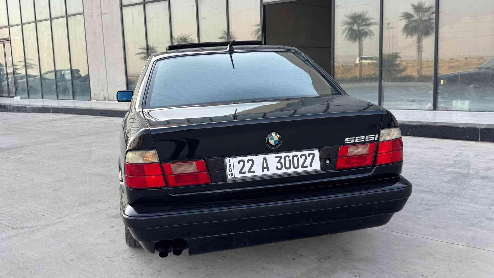 اصل 525توماتيك
موديل1992
سياره ب اسمي
رقم سنوي فحس هزه كلهه جديد لحد2032
مواصفات فول فول 1/1
سياره احله من الصوره
سلايد كهرباي 
اربع جامات كهرباي شغال
دكمه Sشغال
قفل سنكري
تبريد
بيجم عريض
ABS
اربع تايرات جديد
سياره مصبوغه عام لل جماليه
اترايهه ل زاخو الي فاو 
تحويل او وكاله نفس اليوم
سعر(58)
مكان ناحيه روفيا قريب من موصل و اربيل
***********
واتساب فايبه ر موجود عل كورك اكر, نينوى
