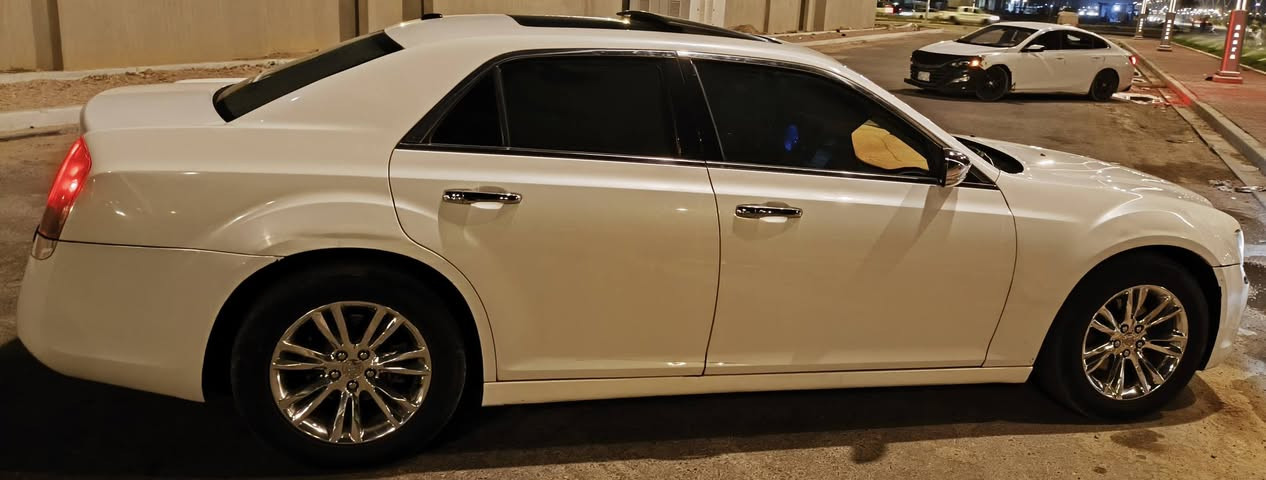 اوباما فول 2013السعر60ورقة
جاهزة من كلشي بدون اي نقص
6سلندر محرك 3600 گير تبريد
حدادة كهربائات منظومة زنون
دخول جديد بعدها برقم الكويت
تريد وياها رقم وسنوية اربيل
الجديد انگليزي او بدون بكيفك 
بيع او مراوس حسب القناعة
علمآ ادوات كصة جنطة 
العنوان البصرة التنومة
للاستفسار
👈واتساب *********** 
👈اتصال ***********
