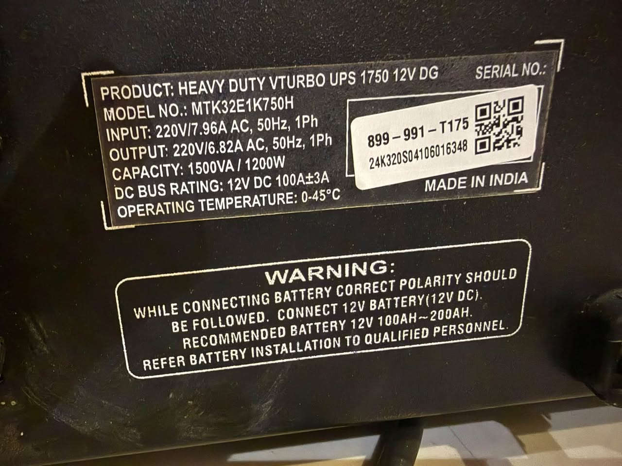 ⚡ عاكسة كهرباء (UPS) + بطارية للبيع بحالة ممتازة ⚡
تفاصيل الجهاز والبطارية كاملة:

الموديل: HEAVY DUTY VTURBO 1750 12V DG

القدرة / السعة: 1500VA / 1200W (تتحمل أحمال تصل إلى 1200 واط)

النظام: تعمل على نظام 12 فولت (بطارية واحدة)

بها نظام شحن هيفي ديوتي (Heavy Duty Turbo)

تحتوي على جوزة حماية تلقائية (Mains MCB C16) لحماية الجهاز من التغيرات المفاجئة في التيار

خيارات للتحكم بقدرة الشحن (10A / 15A / 20A)

مفتاح تحويل باي باس (Bypass Switch)
--------------------------------------
البطارية:

بلد الصنع: صنع في كوريا

السعة: 1700AH (20HR) / 12V

قدرة التشغيل / التدوير: 950A (EN)

الملاحظات: ممتازة جداً ومرفق معها مؤشر حالة البطاري

💰 السعر المطلوب: [العاكس 100الف+البطارية 150الف] (قابل للتفاوض البسيط)

📞 للتواصل والاستفسار: [***********] أو عبر الخاص.

📍

نص مكتوب في الصور:
- ضمان ستة أشهر