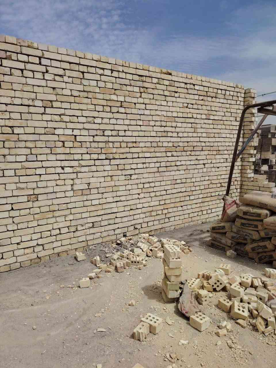 سلام عليكم  خلفه بناء درجه والى متفرق حالين شتغل جميع مناطق بغداد اتصال *********** واتساب وفيس متواجد
