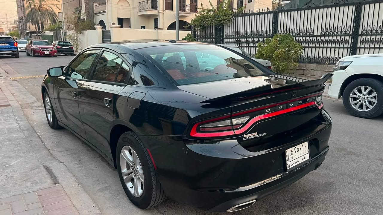 يالله السلام عليكم 
Dodge Charger SXT 2019 
موصفات في SXT معروفة
 الشاشة Car Play عرض خرائط 
حادث بسيط واضح في الصور
قطعة واحدة على البارد تعديل نفس الجاملغ   
حالوب خفيف وقليل 
البجم كبس بدون Air bag 
فقط  air bag البردة
تدفئة المقاعد + تدفئة مقود القيادة
مقعد السايق كهرباء 
رقم الشاصي 2C3CDXBG9KH588715
ماشية 168 كيلو 
السيارة جاهزة بدون أي نقص
تخم أطارات جديدة + بطارية جديدة
السعر 19500$ بيها مجال بسيط 
العنوان بغداد الزعفرانية
***********
