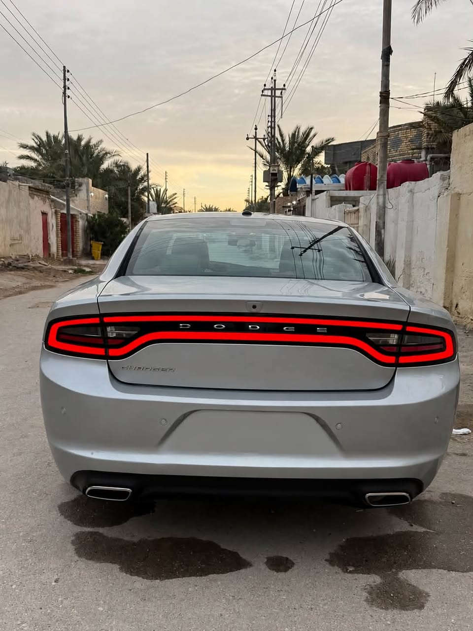 جارجر موديل 2020 أصل فئة SXT
ضربتها مال امريكا جاملغ وبنيد 
سيارة نظيفة كلش فول مواصفات 
كشنات تدفئة تبريد 
ستيرن تحكم 
فتحة سقف رادار خلفي 
رقمها ذي قار الدولي الجديد
ماشية 80 الف ميل 
تخم تواير جديد 
تحويل ثاني يوم 
حدادية جديدة سليمه 100‎%‎
سعرها 225 
للاستفسار اكثر 

‭***********‬

‭***********‬
