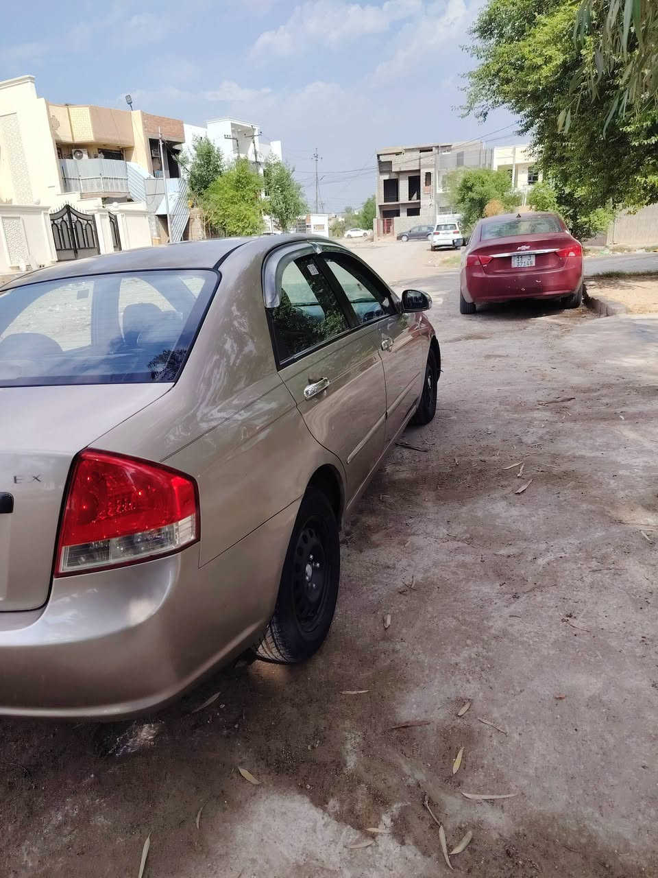 السلام عليكم سبكترا موديل 2007 رقم ديالى الجديد سنويه ل 2028 هزه بعده مساقطه تحويل مباشر 
مكينه 2000 دوش جديده لاصرف ولاتنقيص ولابخار كير بل ضمان تخم تاير جديد صدر جديد تبريد شغال كلشي بيه شغال سياره مناقصه كلشي من كهربائيات من صدر من تاير كلشي بيه جاهز ترايه يخبل ناعمه كلش مشاء الله سياره معتنين بيه مال جناي 
سياره كله ليبل واحد كله حتى دعاميات بجم كبس صندوك كبس كلشي بيه على وضع شركه سياره بيه فقط باب الخلفيه بخ اثر شخط وباخيه وبيه هلالات الخلفيه هم بخ فقط وسونار بل منشور 
للعلم سياره مديومه قبل فتره من كلشي من فيت بم من نوزل من كلشي 
مكانه ديالى بعقوبه السعر 77 وبيها مجال لاستفسار ***********
