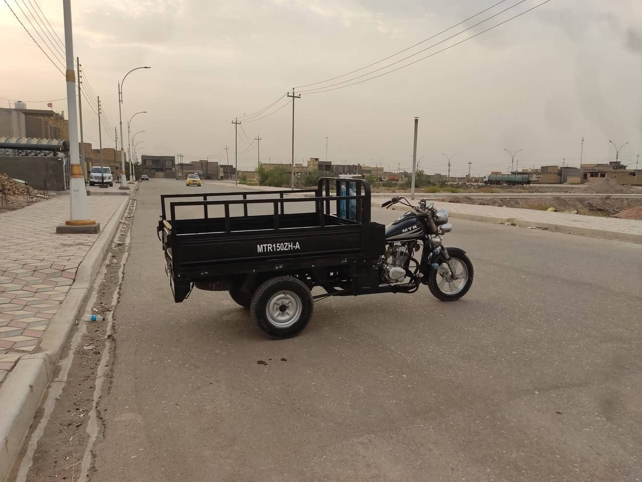 ستوته للبيع٢٠١٤وراق صولي ستوته  مكفولة كفاله عامه محرك ٢٥ مامفتوح برقي الشراي يتصل وبي خير ويدلل ***********
