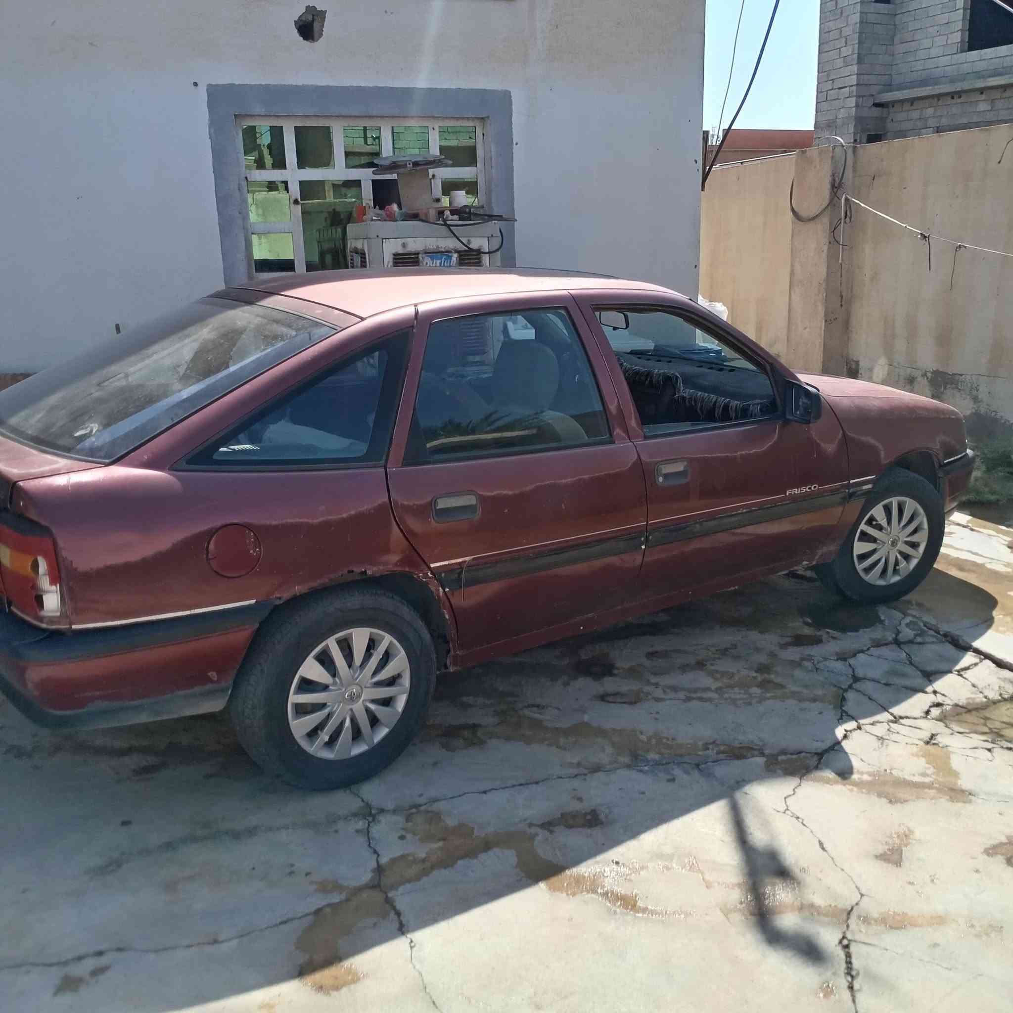 للبيع 28وبيها مجال رقم ***********رقم زين ***********
