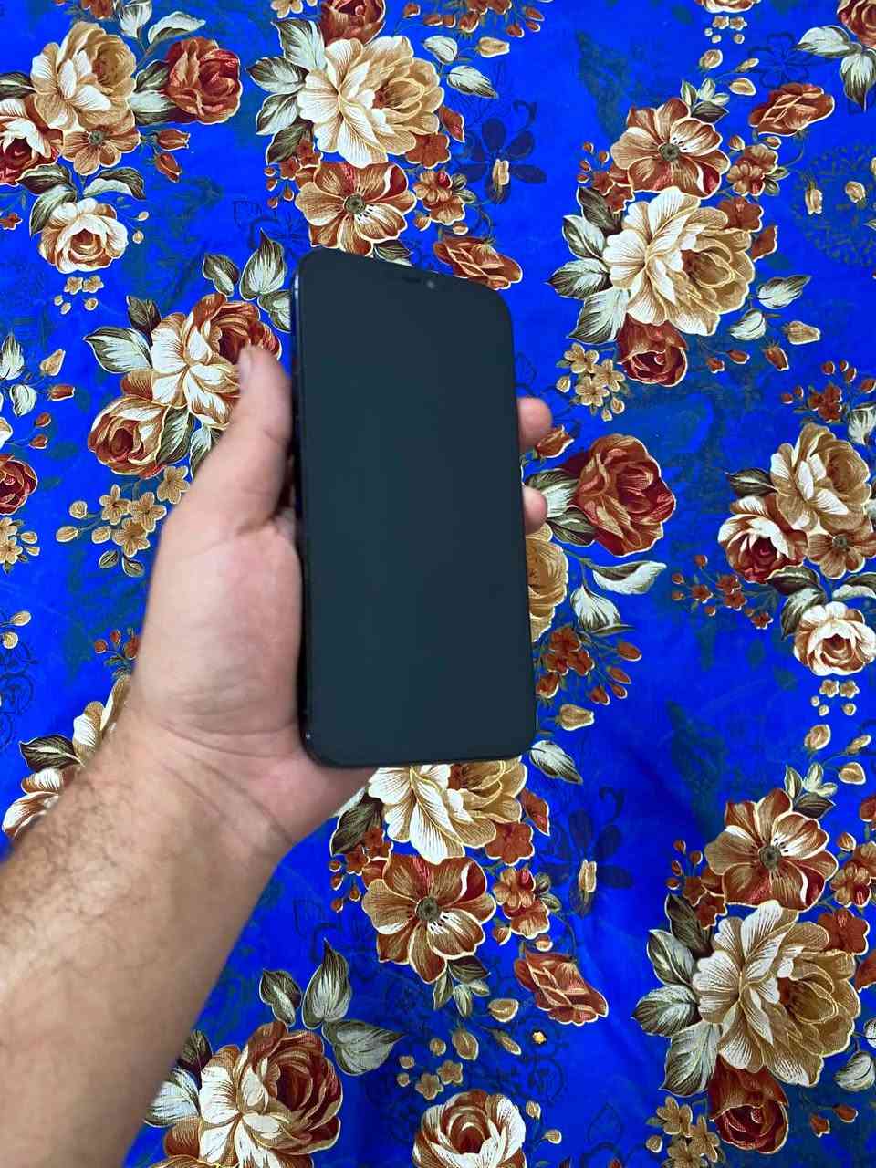📱 للبيع – iPhone 12 Pro Max (256GB)
✅ جهاز نظيف وحلو وسلس. ✅ ذاكرة 256GB. ✅ مبدل شاشة وبطارية نوعيات ممتازة ومرتبة. ✅ الجهاز جاهز للاستخدام وما يحتاج أي مصروف.
💰 السعر:٣٠٠ ألف فقط
📍 العنوان: بغداد – البياع
🚚 يوجد توصيل داخل بغداد
📲 واتساب :***********
