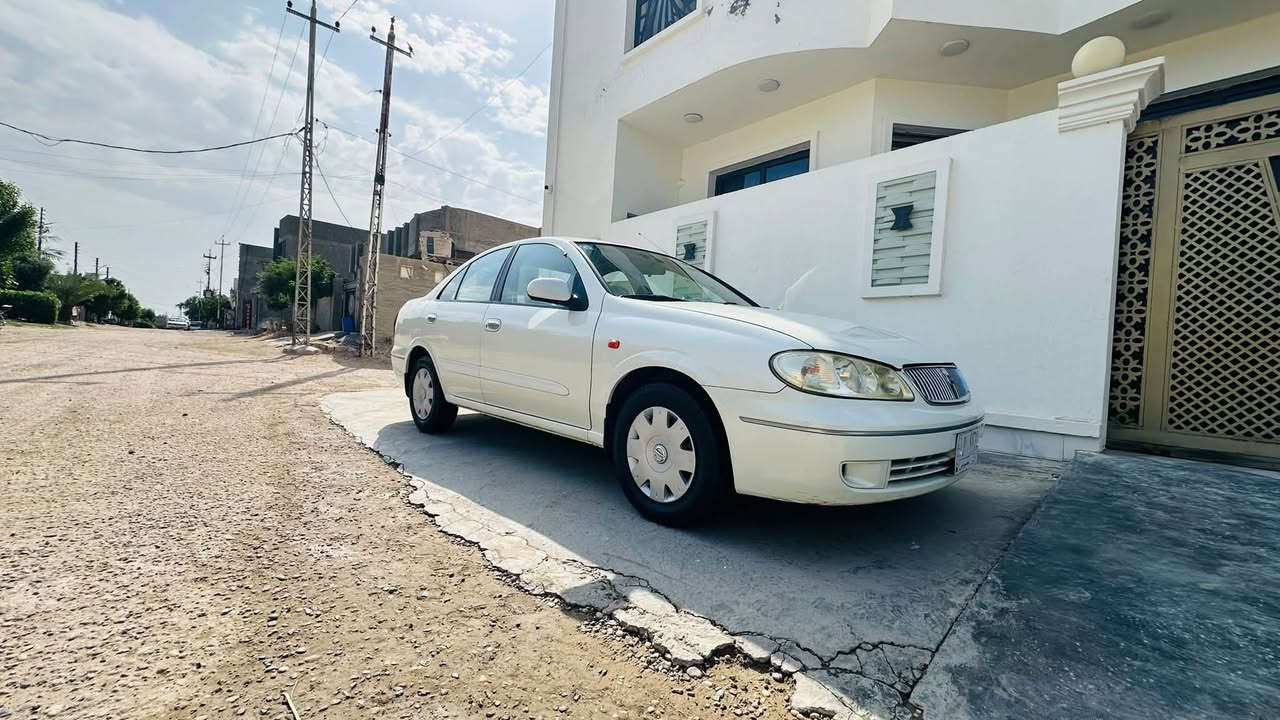 نيسان صني • ٢٠٠٨ • محرك اسود