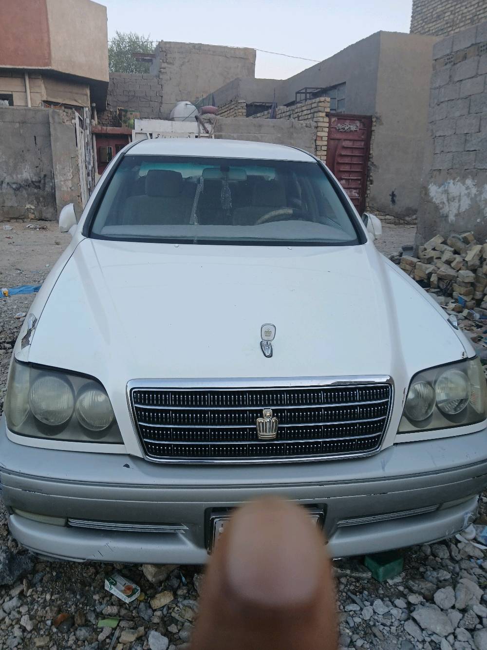 سيار ملكه البيع ادواد متومه سلمانيه سياره خير من الله مشتري هسه تخم تاير جديد سياره فول اربع دكام معروفه مواصفات الملكه سياره اروح بيها لدوام ونزل مامتعوبه هذا رقم ينصل عليه(***********)مدواجد على الوتساب