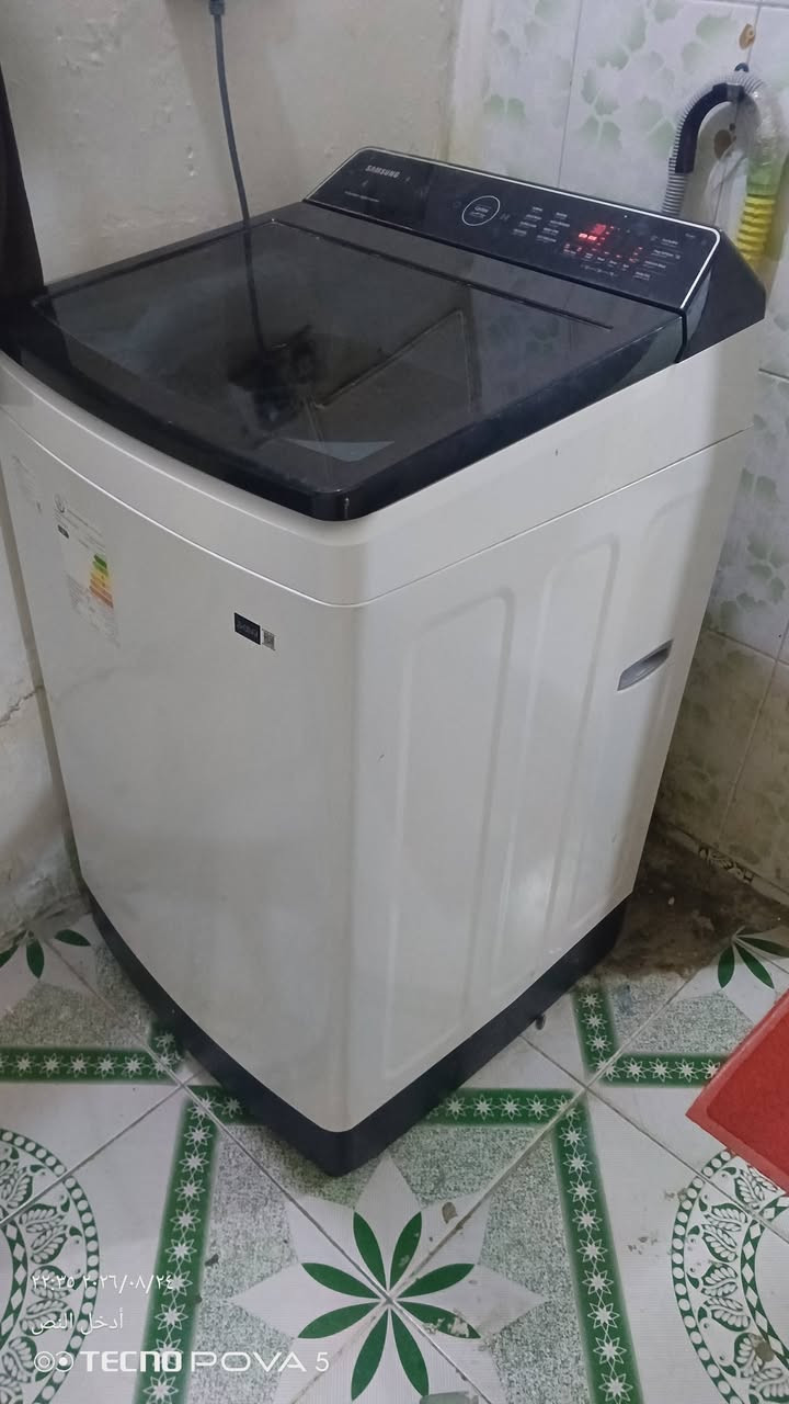 السلام عليكم غراض بيت للبيع
غرفه نوم صاج تسكام مو سوكية مليون ونص 
تخم تركي مابي اي ضرر 350
ميز طعام و3 كراسي ب 50
سبلت جديد شغال موسم واحد طن ونص 300
بلازما حجم 65ب 400
ميز بلازمة ب 30 
غساله 
اوتوماتيك مستخدمه شهر 250
مخزن جوة الدرج يصير كامل قطعتين HDfب 150 بلازما حجم 42 ب 150
مجمدة 150
العنوان ابودشير قرب مدرسه الفيالق***********
