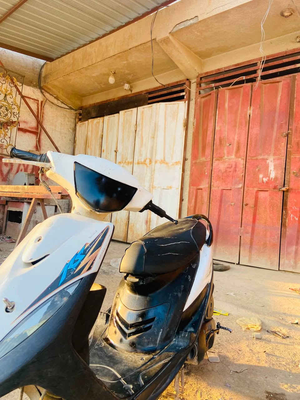 ماكس عدله دراجه شغاله شلعه ومعدل محركها نضيف صوته ناعم نقصها بس سلف واكف بيها السعر 325 مكاني كربلاء 
رقم ***********
