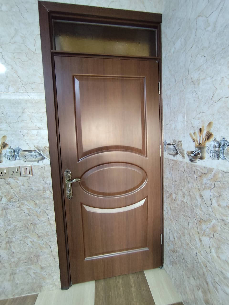ئەم قاپییە بۆ فڕۆشتن توورکیە
ژم:***********
