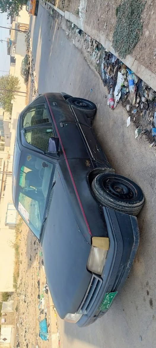 سياره كاديت للبيع كابون محرك وكير أسترا خير من الله والنظافه مثل مابصوره وتجي وتشوف السعر 15 مجال بصيط *********** للأستفسار وتساب
