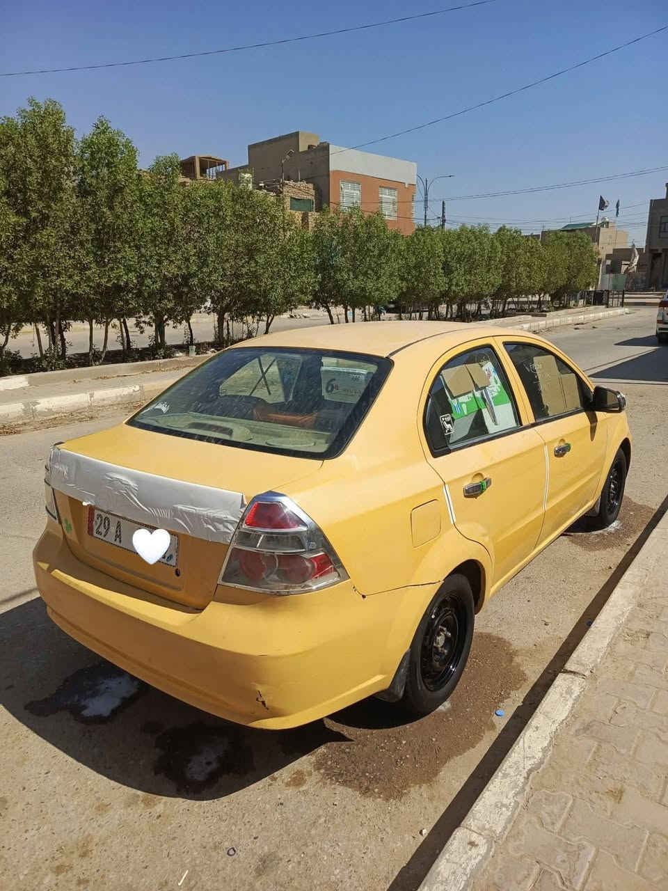 السلام عليكم افيو موديل 2010 خليجي شركه العامه مكينه1400 شاشه تبريد تخم تاير ما عايزه مكاني ديوانيه ***********
***********
