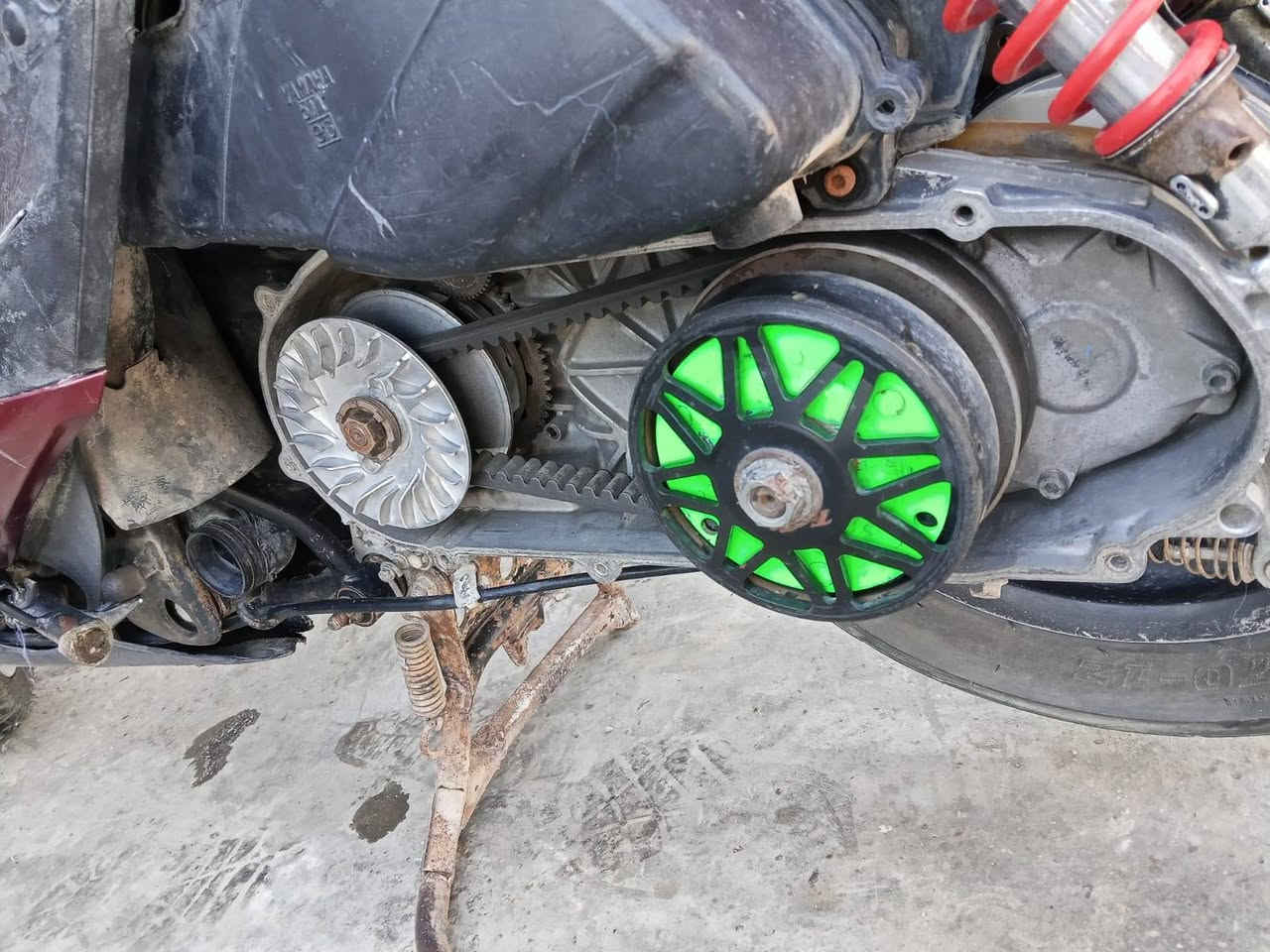 للبيع 650 بيها مجال 
سكنس فحل  نوزل خطين ياباني قبق نفخ 
تخم كلجات
كور رياضي بوشه 59
تايرات جدد دراجه كامله اي نقص ما بيها 
بغداد الدورة شارع 60 
***********
