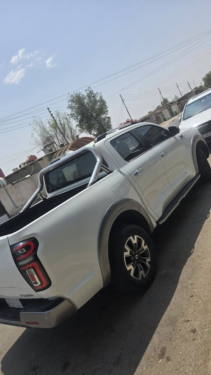 السلام عليكم
كريت وول باور خليجي (GWM Poer) موديل 2024 بانزين فول مواصفات luxury

السعر 148 ورقة

بيهه بارد جاملغ والبنيد مبدل وارباك دركه ودشبول طاك وتعديل بالعرضانيه وكله راجع بلادي ،بيك أب غنية عن التعريف، تجمع بين القوة والرفاهية العالية، نظيفة جداً وجاهزة للاستخدام.

المحرك: 2000 توربو

الگير: أوتوماتيك.

التبريد: ممتاز

اللون الخارجي: أبيض صدفي مميز.

المميزات والإضافات

فتحة سقف كهربائية.

شاشة كبيرة وكاميرات محيطية °360.

كراسي جلد كهرباء وتصميم مريح جداً.

دفع رباعي (4WD) مع وضعيات قيادة سبورد وايكو ومريح

بصمة تشغيل وبصمة أبواب.

نظام المساعدة على الركن وحساسات أمامية وخلفية.

إنارة LED أمامية وخلفية مع تصميم نهاري مميز.

ويلات كروم أصلية بحالة ممتازة.

اوتو ستوب

رادارات ذكية

مثبت سرعة

والكثير من المواصفات

حالة السيارة:

تم تجفيت المحرك بسبب ازمة البانزين وعدم توفر محسن ذيج الفتره ولله الحمد رجعت وكالة 

المكان البصرة/القبله

اتصال + واتس ***********
