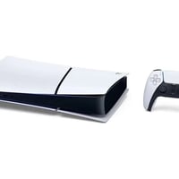 PlayStation 5 سلم الجهاز ممستخدم جديد شباب ب مليون و١٠٠ بي مجال  توصيل...