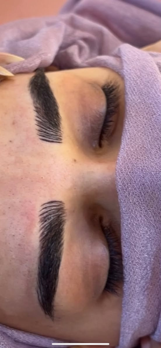 اكو احلى من هيج شغل طبيعي 🎀✨
صالون نجمة بيوتي 
زين القوس لاستفسار 
***********
