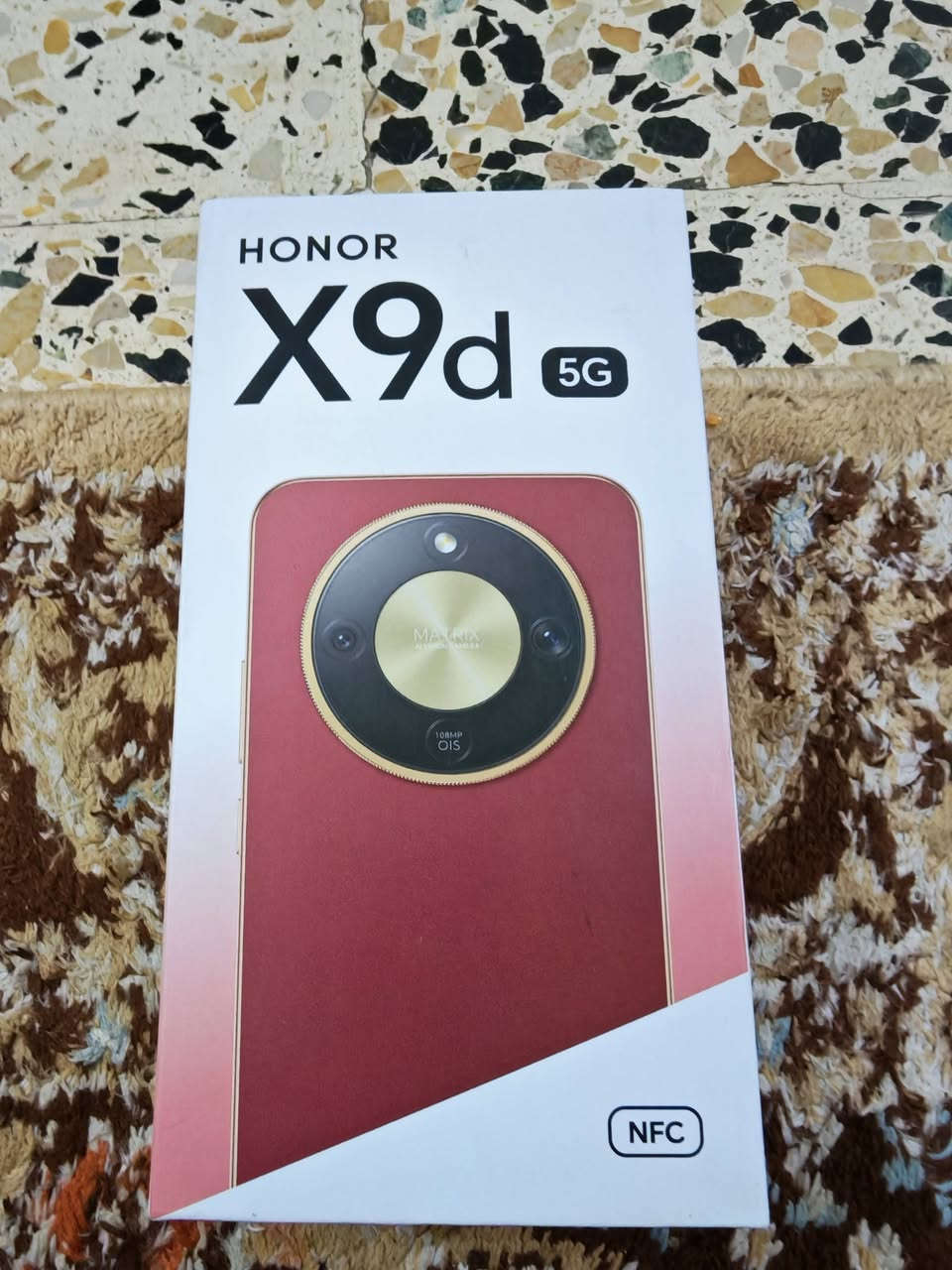 موبايل اونر X9D استخدام قليل جدا
لون اسود لا داخل تصليح ولا شي 

السعر 450 وبيه مجال 

للاستفسار الاتصال 
***********

