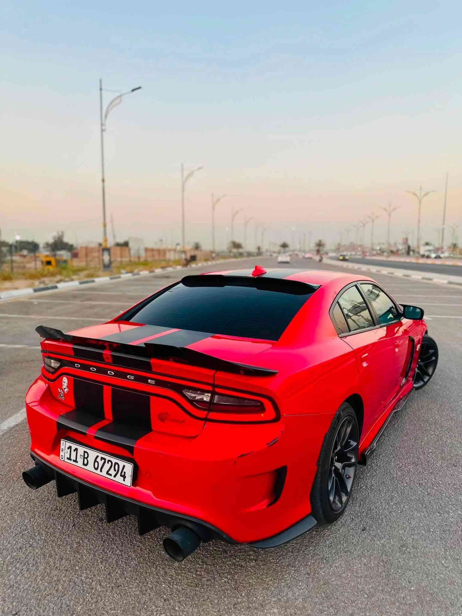 ، كلين بدون قطره صبغ، أرخص و أنضف سكات
دوج جارجر سكات باك . Scat Pack  
الموديل : 2022 مكفوله كفالة عامه حادثها سرقه مكينه وگير  فقط و مشدودات جدد نفسهن
ماشية  : 27 الف ميل 
المحرك :  V8 . 6.400
القدرة الحصانية : 485 حصان hp  
المواصفات :                              
*  نقطة عمياء . 
* مكابح رياضية (برمبو) . 
* لايت LED . 
* كاميرا خلفية . 
* امكانية التحكم بوضعيات المقود كهربائيا . 
* كزوز سستم موبار . 
* حساسات خلفية . 
* ويل قياس 20 أنج 
* سستم صوت  . 
* تشغيل عن بعد . 
* مقاعد رياضية 
* ذاكرة لحفظ وضعيات الجلوس (ميموري) . 
* المقاعد الأمامية تبريد وتدفئة . 
* المقاعد الخلفية تدفئة . 
* نظام خرائط GPS . 
* شاشة كبيرة قياس 8.4 أنج اوپشنات 
* تدفئة ستيرن . 
لون احمر 
رقم بغداد بأسمي / مكانها كربلاء ***********
