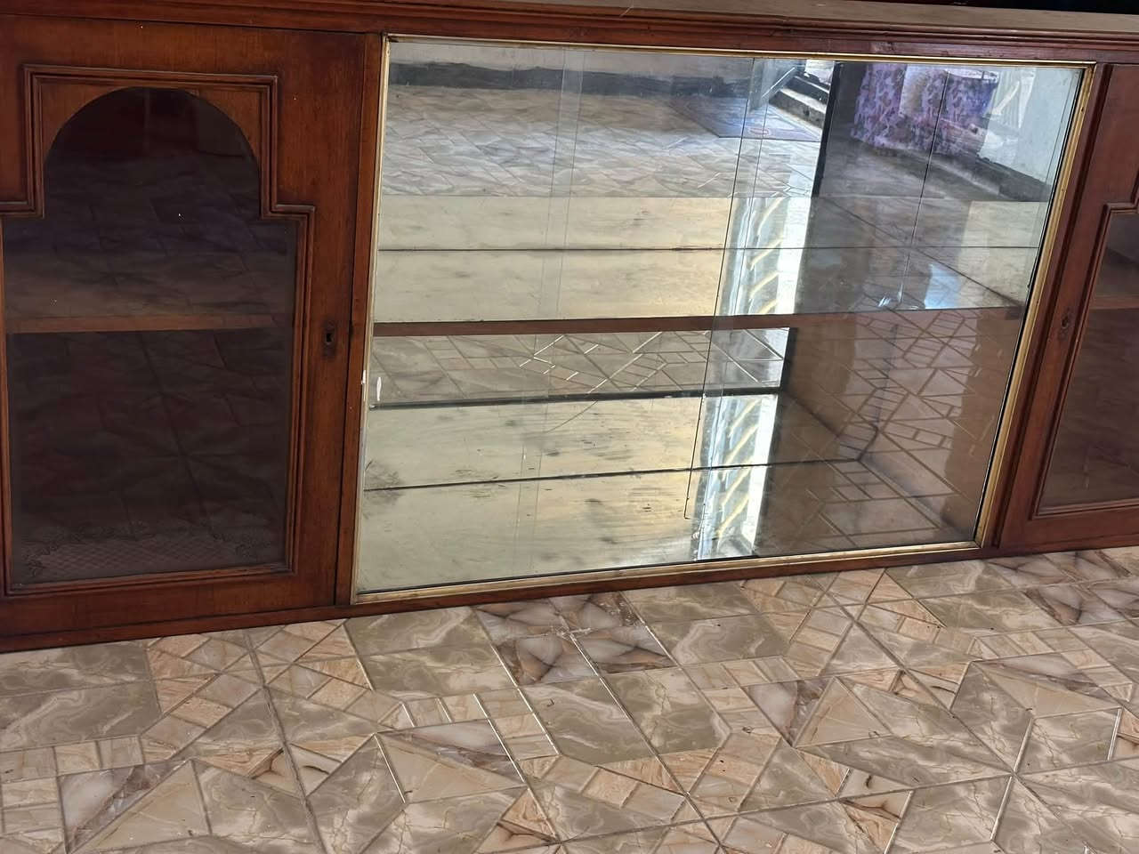 معرض خشب • باب أول