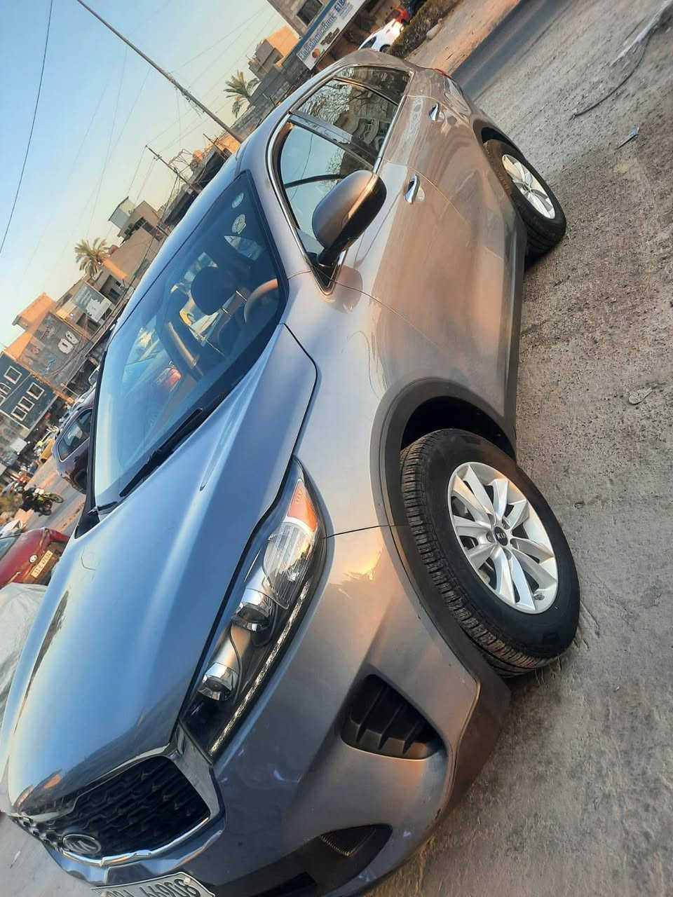 🚘🔥 للبيع كيا سورينتو موديل 2020 🔥🚘
سيارة جاهزة للاستخدام، تبريد شغال ❄️ ومكينة GDI – 4 سلندر، ومواصفاتها عادية، مع كشنات جلد.

🔹 موديل 2020
🔹 4 سلندر GDI
🔹 كشنات جلد
🔹 تبريد شغال
🔹 السيارة جاهزة
سيارة ٧راكب
🔹 جاملغ خلفي مبدل
🔹 باب مبدل بالصفحة الثانية

📍 الفحص والمعاينة 
💰 السعر: **١٥٣ورقه وبيها مجال **
*********** تواصل واتساب او سيم كارت
