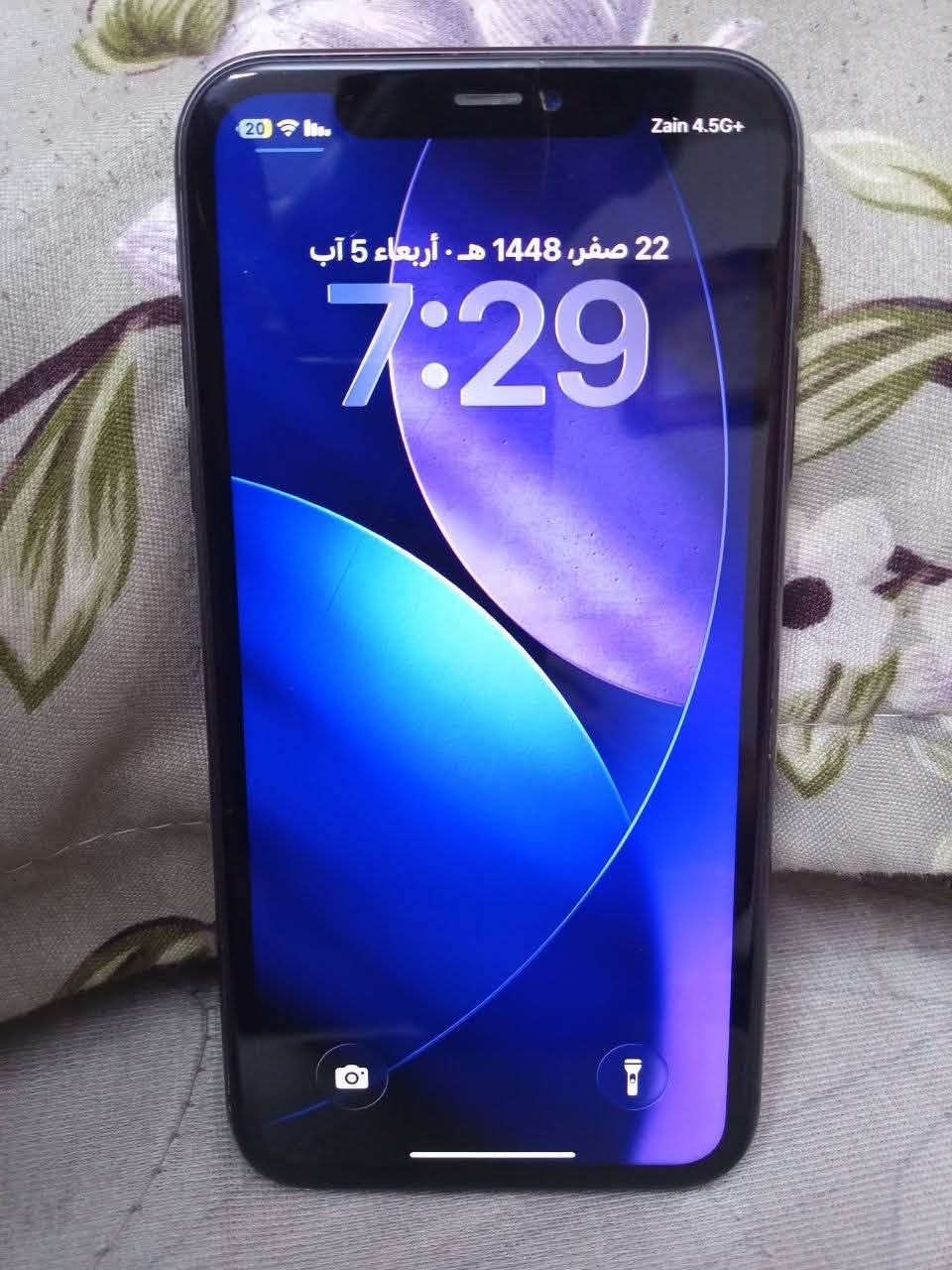 📱 للبيع iPhone 11 64GB

الجهاز بحالة جيدة ✅
✨ شغال 100% وما بيه أي مشاكل
📱 الشاشة بيها شخط خفيف غير واضح بالاستخدام
🔋 البطارية 100 مبدلة 

💰 السعر: 160,000 دينار قابل للتفاوض بالمعقول

📍المكان: التاجي
📞 للتواصل: ***********
