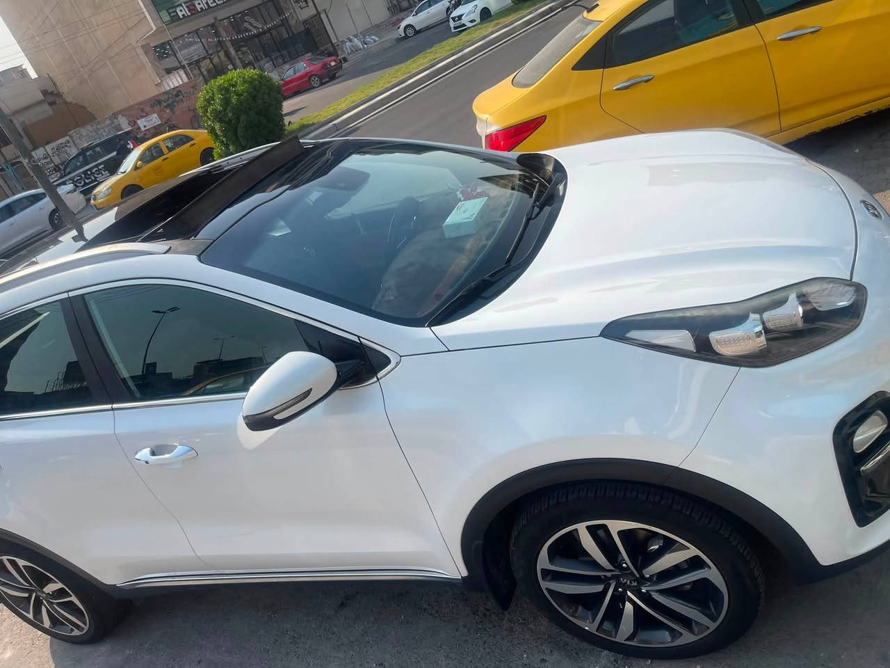 سبورتج 2019 شكل ال20 
خليجي مكفوله فول مواصفات 
بانوراما بصمه كراسي كهرباء صندوق كهرباء مري شفط 
بصمه ابواب اريل نفيكشن سايد بريك بصمه شاشه اصليه داخل حمصي 
السعر 195
***********
بغداد
