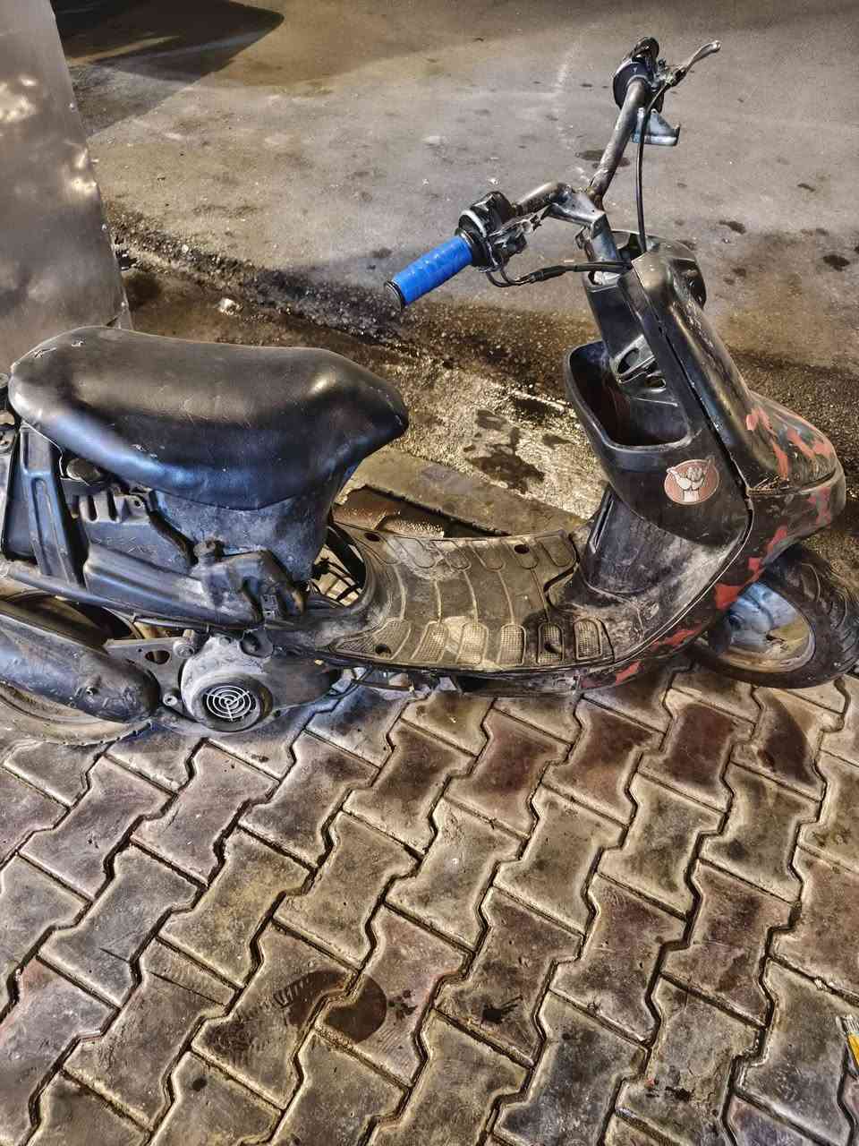 دراجه للبيع نوع بطه شغاله السعر ٧٥ للتواصل***********
