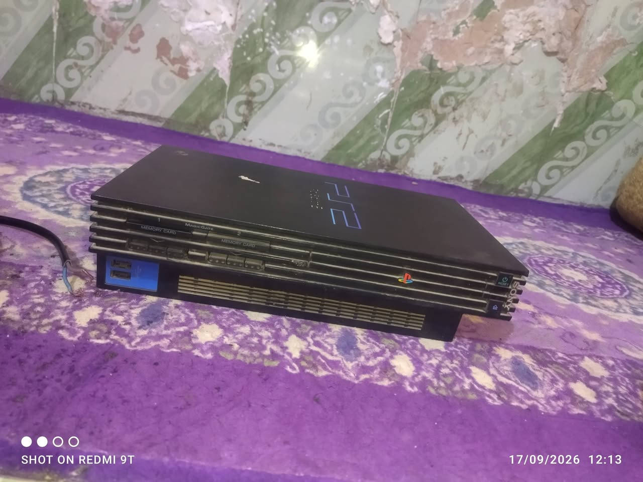 بلي ستيشن 2 كامل الملحقات يده وفلاش ثنين وتلاثين32 لعبه كريتوس ومصارعه وسباق سيارات وبيس وفيفا وانواع الالعاب كامل كلشي ما عوزه مكاني ناصريه الاسكان الصناعي للستفسار *********** وات ساب

نص مكتوب في الصور:
- SHOT ON REDMI 9T 17/09/2026 12:14
- SHOT ON REDMI 9T 17/09/2026 12:13