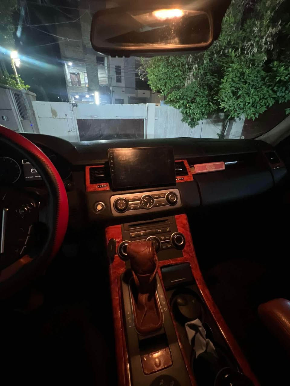 للبيع Range Rover Sport
لون أسود 8 سلندر 2010
▪️ محدثة 2013
▪️ داخلية جوزي فاخرة
▪️ تدفئة وتبريد للكشنات
▪️ قطعتين أمامي وخلفي
▪️ محرك جاهز والسيارة جاهزة من كل النواحي
▪️ بدون صبغ
▪️ أوتوبيوغرافي
▪️ لايتات زينون عالي أصفر مسموح مرور
▪️ منظومة زينون دايناميك مع حركة الستيرن
▪️ مرايا شفط
▪️ شاشة مع كاميرا أمامية وخلفية + تسجيل
▪️ 12 سماعة
▪️ شاشات خلفية
▪️ جامات كهرباء
▪️ خمس أنواع للقيادة:
الجبلية – الجليد – السبورت – الرمل – الطرق الاعتيادية
▪️ جكات جوبلس
▪️ وضعيات ممتازة جداً وثبات عالي
▪️ مواصفات الرانج المعروفة كاملة
📍العنوان: بغداد – العامرية
💰السعر: 125 قابل للنقاش للجادين فقط
***********
