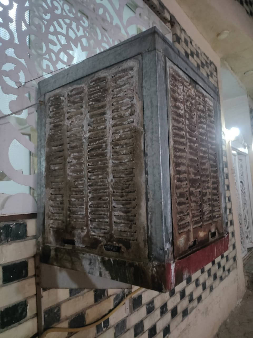 سلام عليكم مبردة للبيع شغل الحرفين بليت صفر 7 ماطور نحاس رايدهه 75 نجف حي النداء موبايل واتساب ***********
