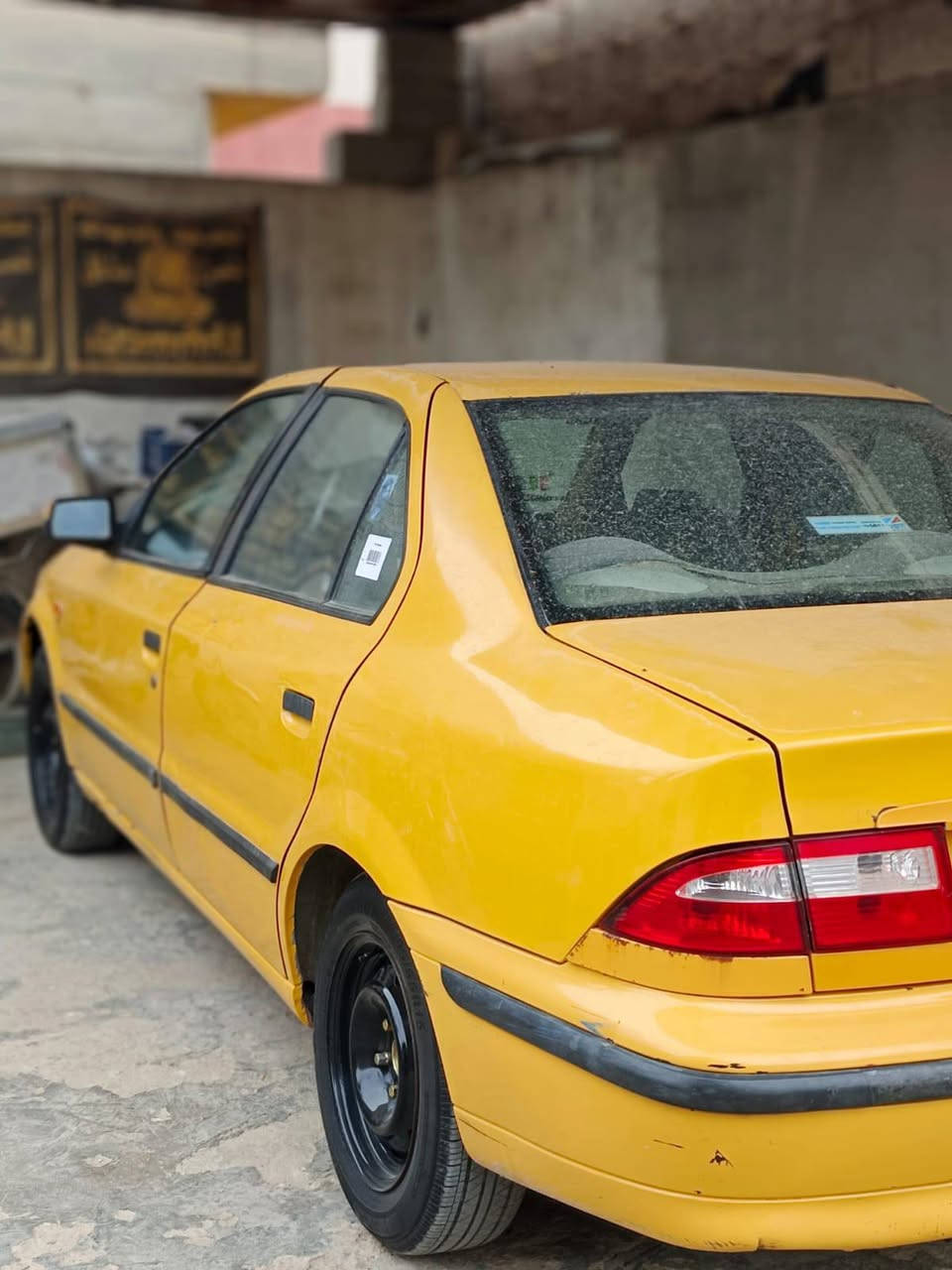 سلام عليكم سياره البيع سمند موديل 10بلاديه عده لبنيد بدل طاير سياره جازه من كلنواحي بسمي تحويل ثاني يوم رقم بغداد نكليزي مكان بغداد سعر 30وبيه مجال ستفسار رقم ***********
